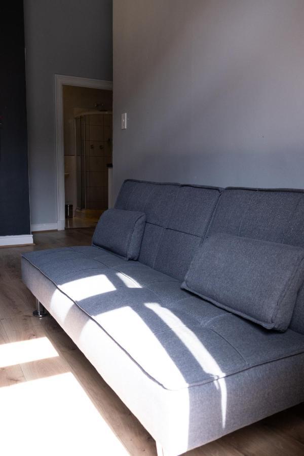 Daddy Long Legs Self Catering Apartments Kaapstad Buitenkant foto