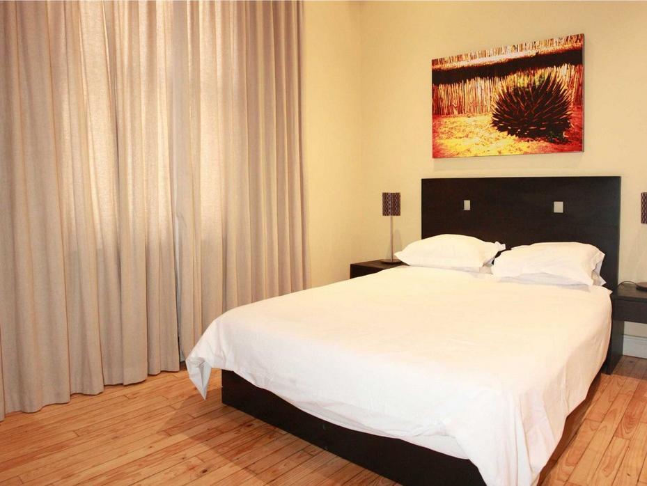 Daddy Long Legs Self Catering Apartments Kaapstad Buitenkant foto